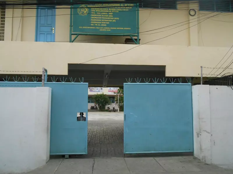 Sarana dan Prasarana